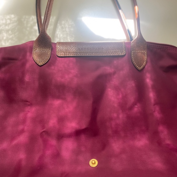 Longchamp Le Pilage original. Burgundy tote Small - Picture 3 of 3